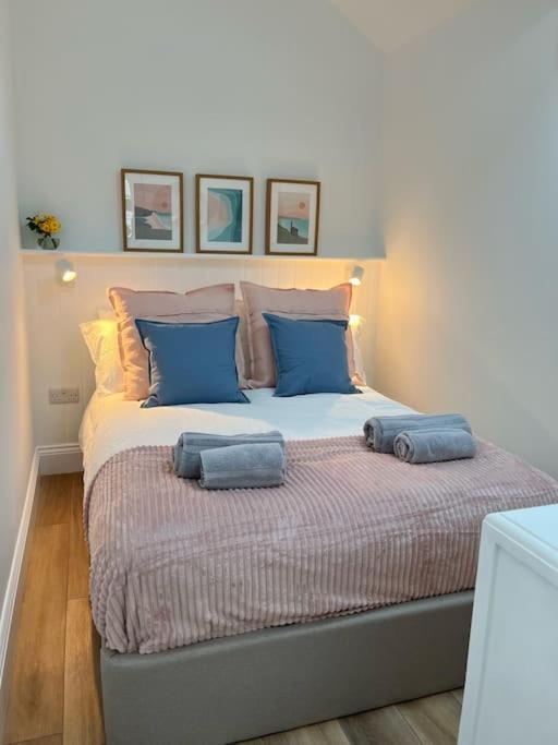 Cosy Country Getaway, 5 Mins From The Sea Villa Penzance Exteriör bild